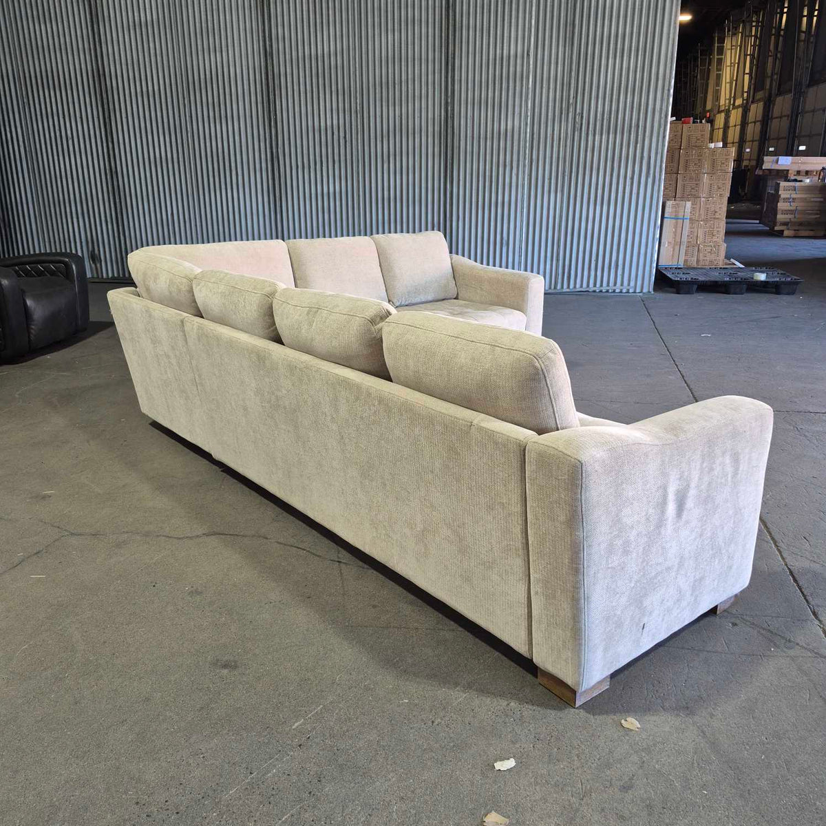 Thomasville Ellsford L-Shape Beige