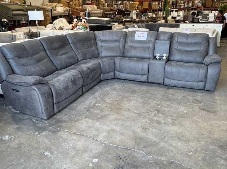 Kelsee Power recliner sectional sells for $2500 at costco